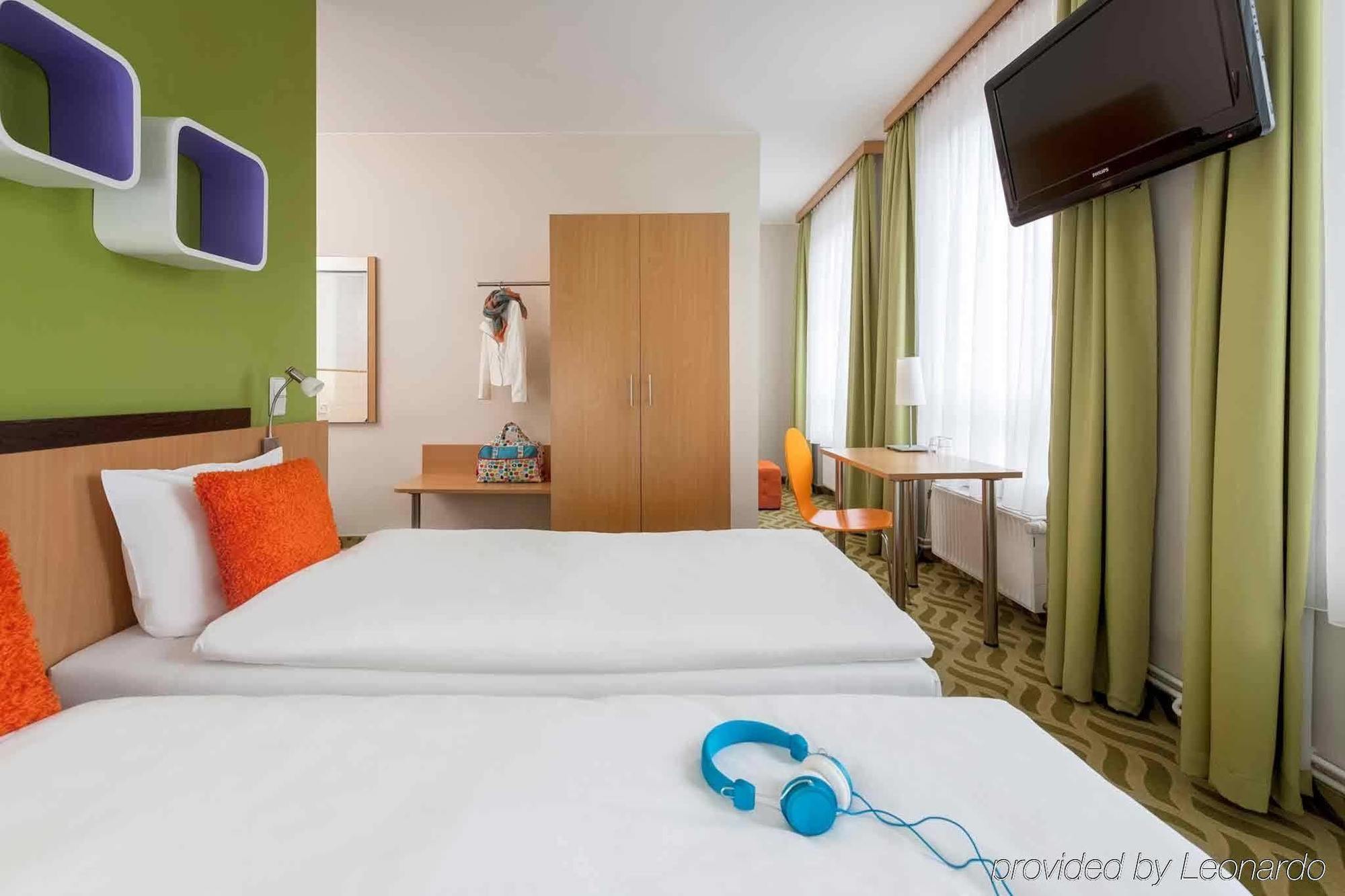 Ibis Styles Berlin City Ost Exterior photo